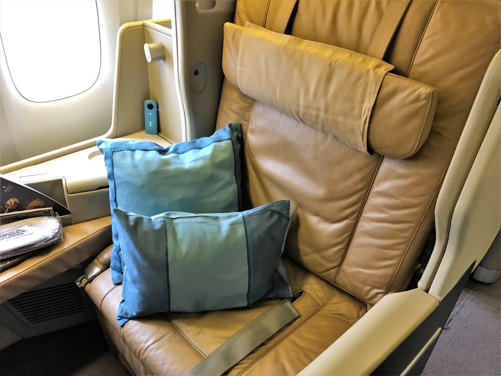 Singapore Airlines B Er Business Class Review In