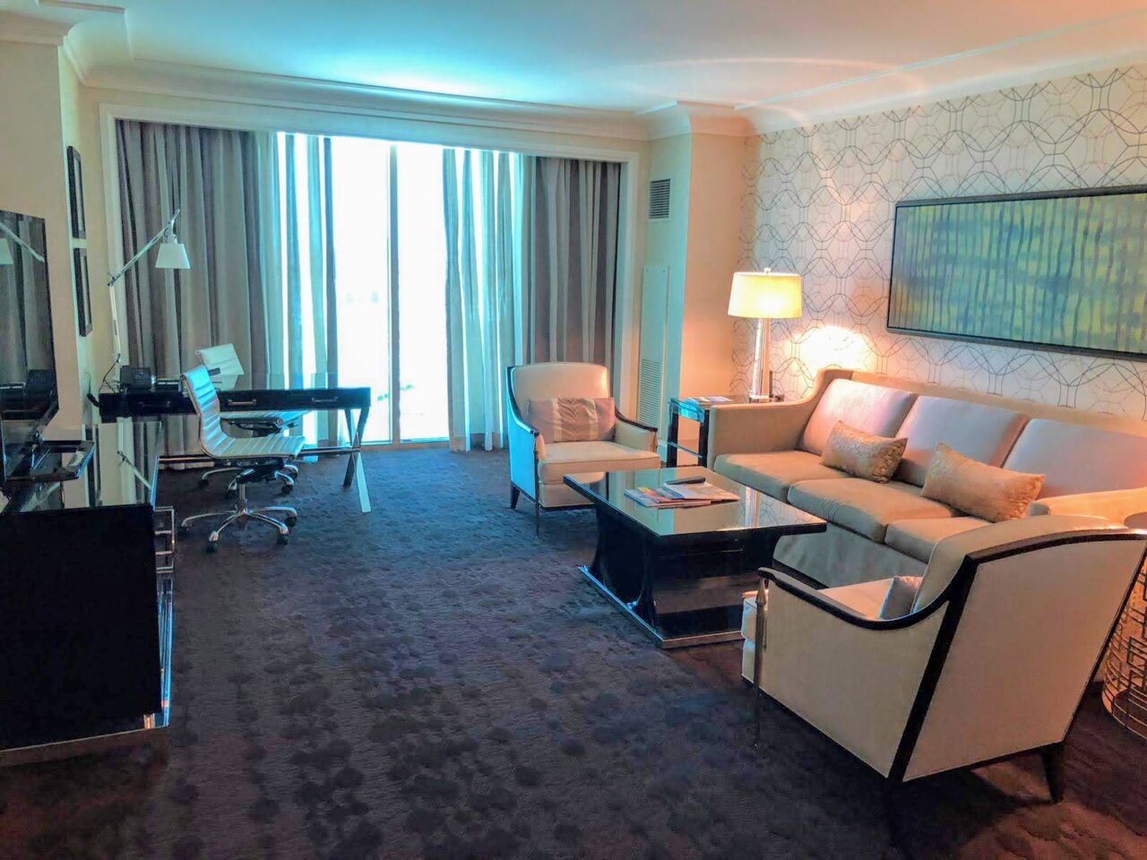 Four Seasons hotel Las Vegas review - Turning left for less