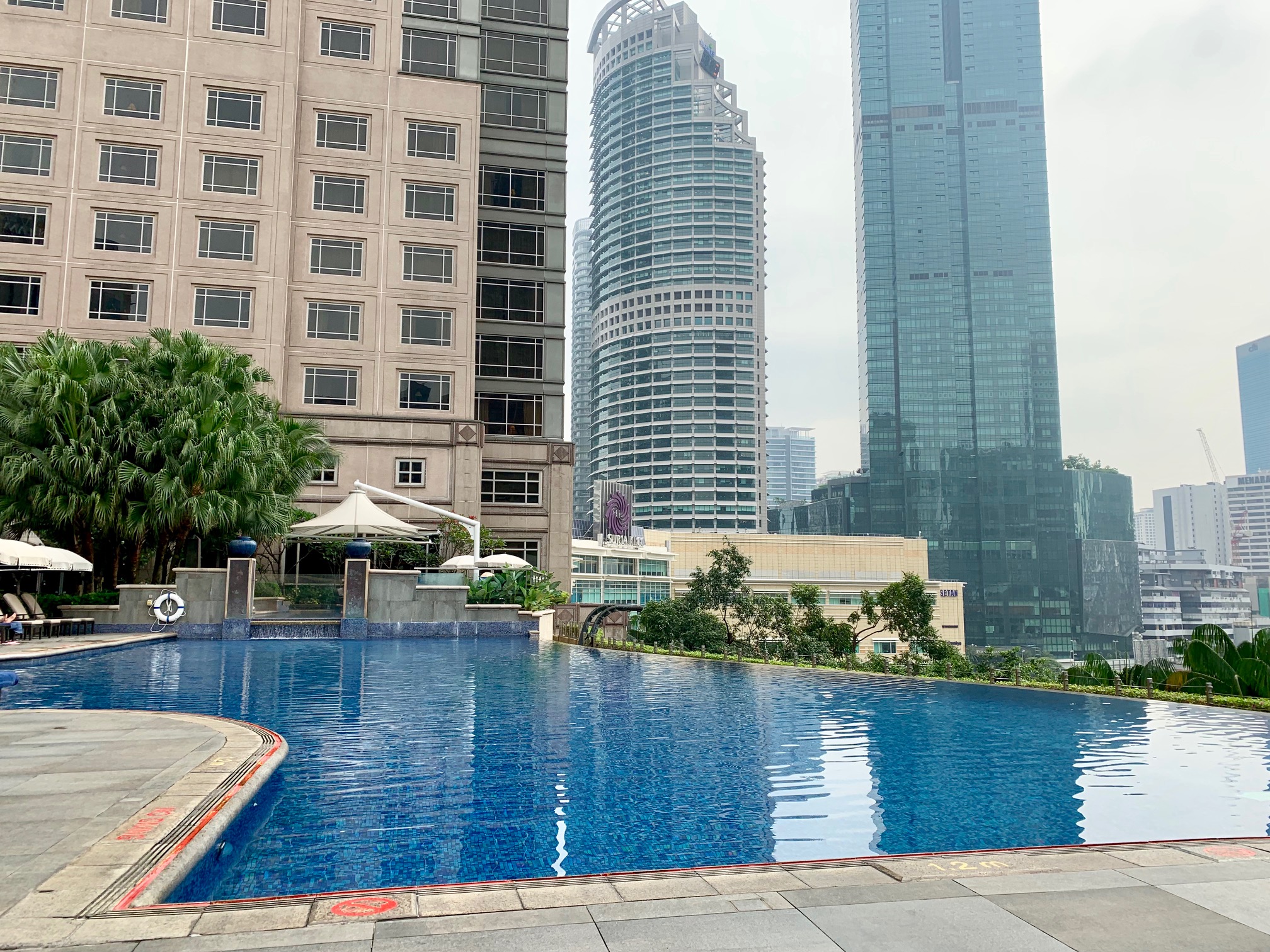 Mandarin Oriental hotel Kuala Lumpur review - Turning left for less