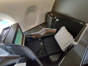 So which is better? British Airways Club Suite vs Virgin Atlantic Upper ...