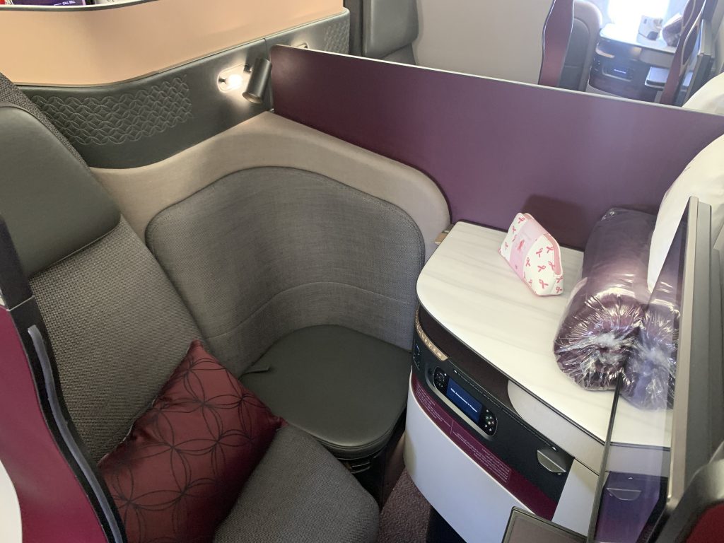 Qatar Airways QSuite B777 quick review - Turning left for less