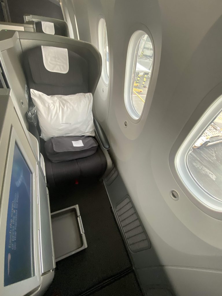 REVIEW: British Airways B787 Club World London to Atlanta - Turning ...