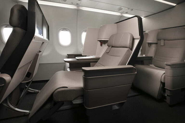 NEWS: BA reopens JFK lounge, New Cathay regional business class & Air ...