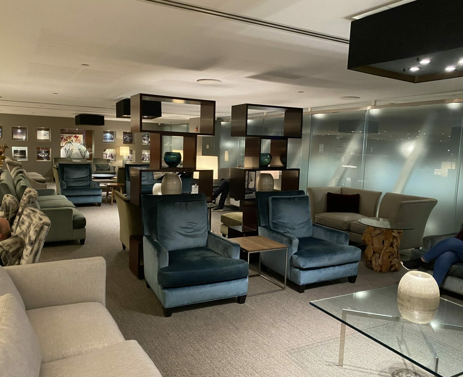 British Airways Concorde Room lounge at New York JFK review - Turning ...