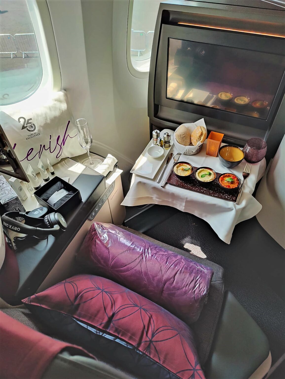 Qatar Airways' New B787-9 Business Class Premium Suite's Aka QSuite ...