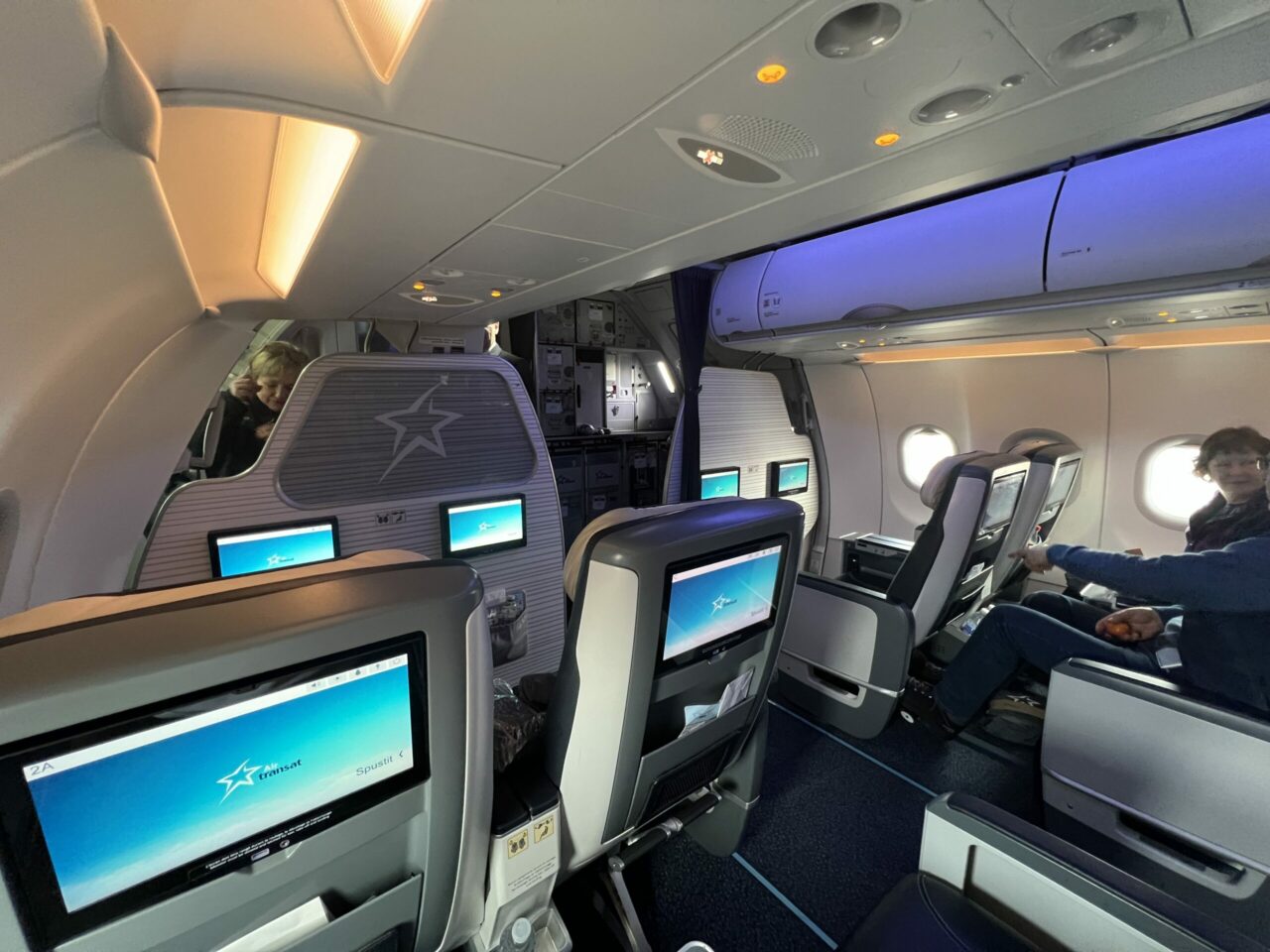 Flying to Canada? Is Air Transat's Premium Economy the Way to Fly ...