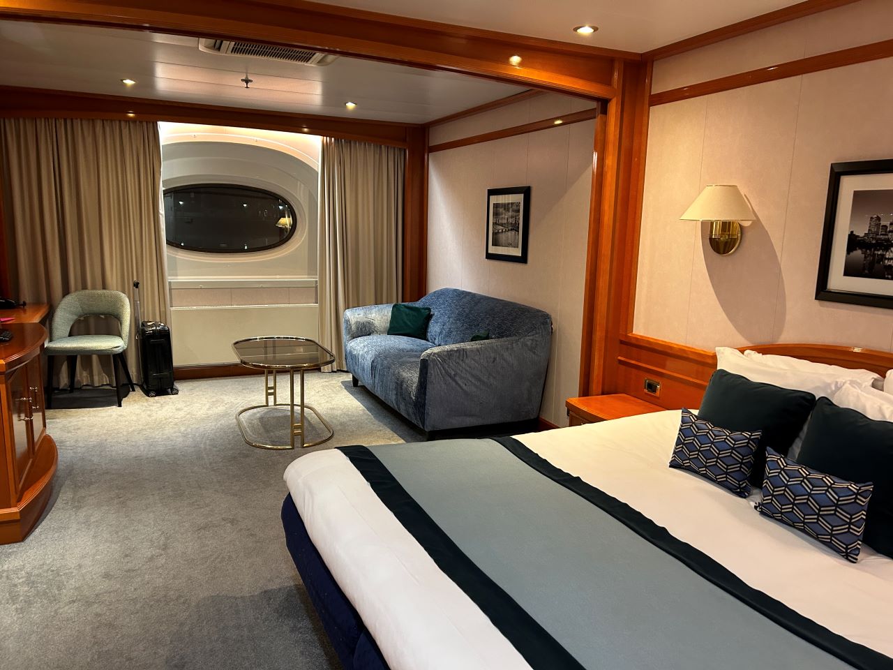 Sunborn Yacht Hotel London Review - A Bargain London 5* Hotel Or A 