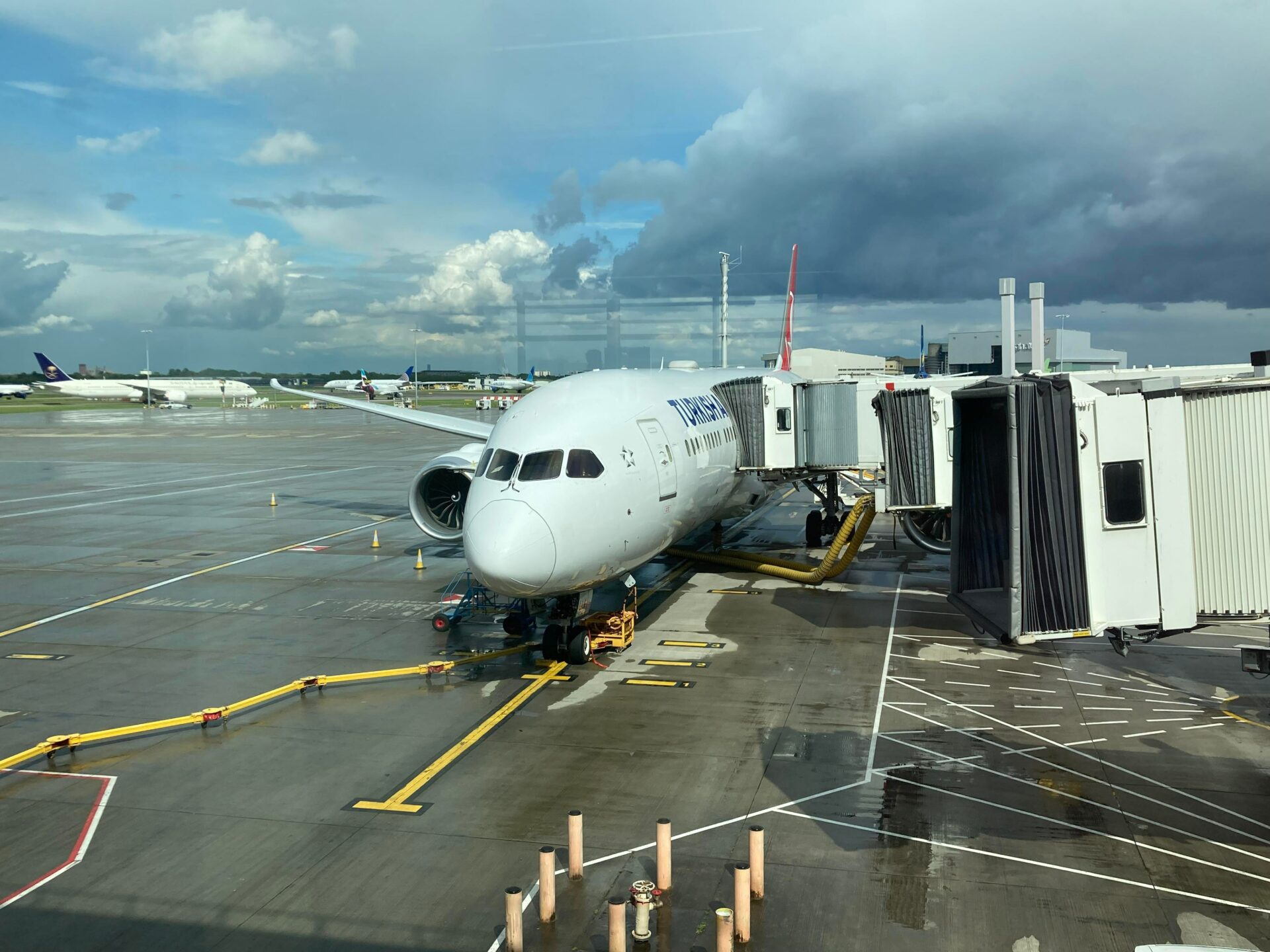 REVIEW: Turkish Airlines Business Class London Heathrow to Istanbul ...