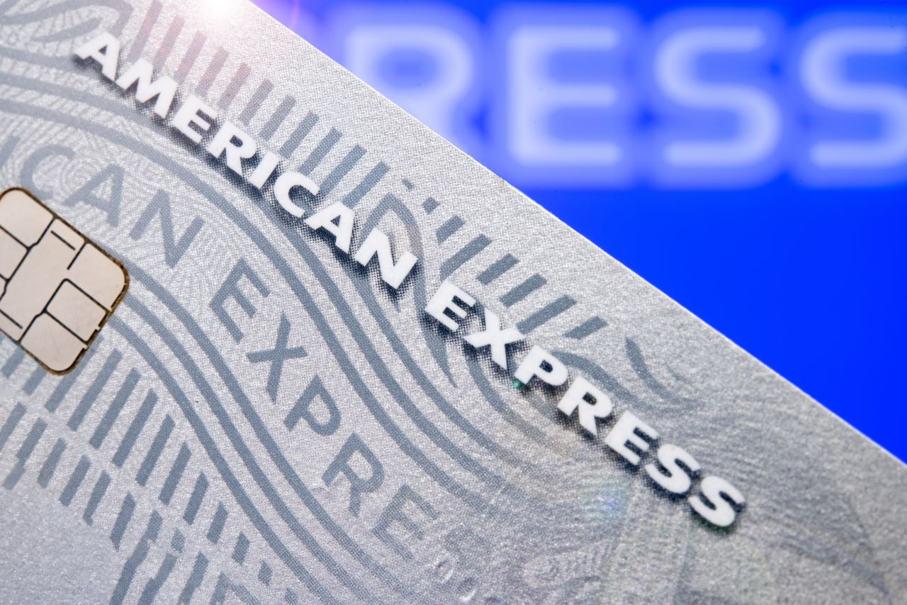Two good reasons NOT to get the free BA American Express card